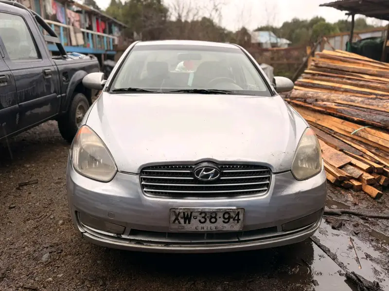Hyundai Accent new 1.4 - 4