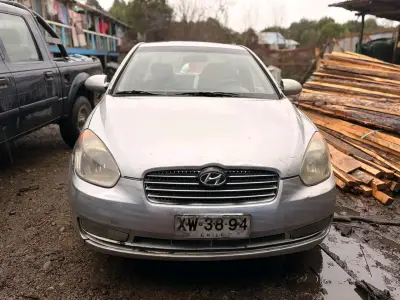 Hyundai Accent new 1.4 - miniatura 4