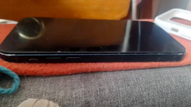 Iphone de 64gb los detalles salen en las imagenes - 2