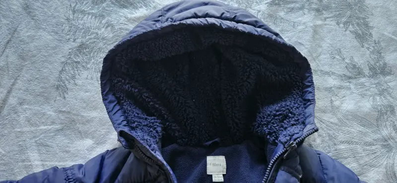 Chaqueta acolchada azul para niño con capucha - 3