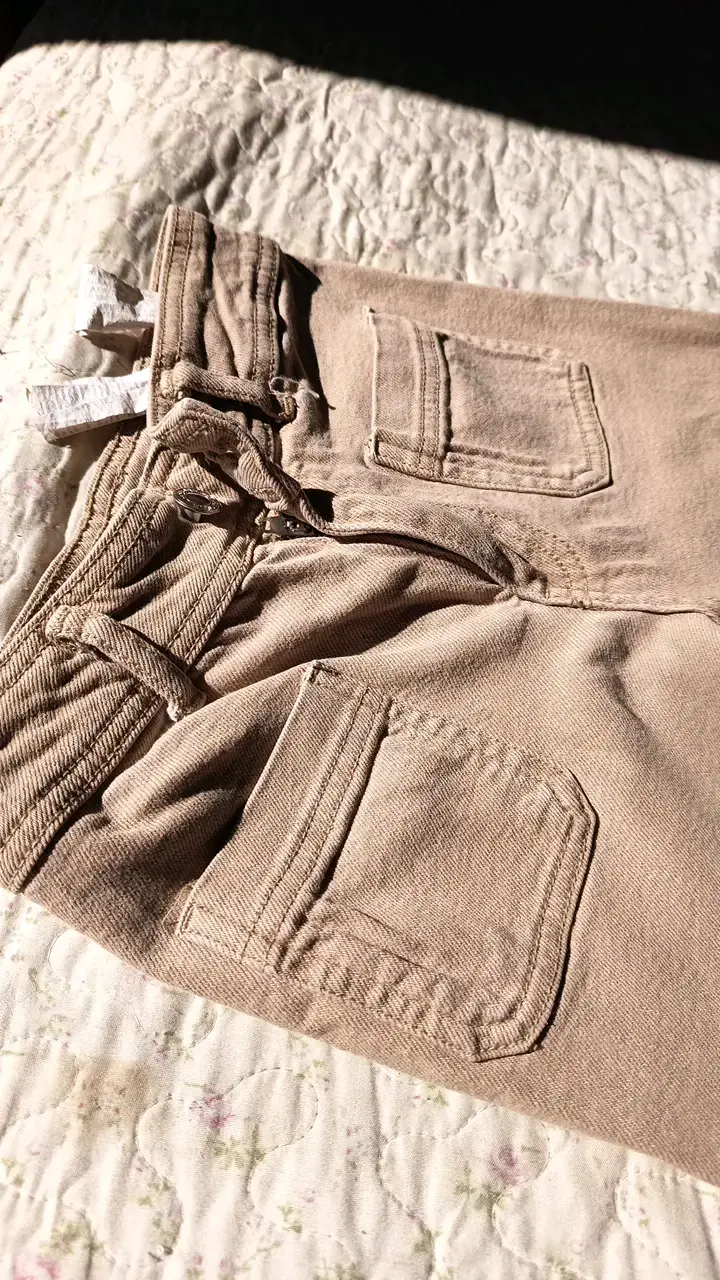 Pantalones beige Zara para niños talla 10 - 3