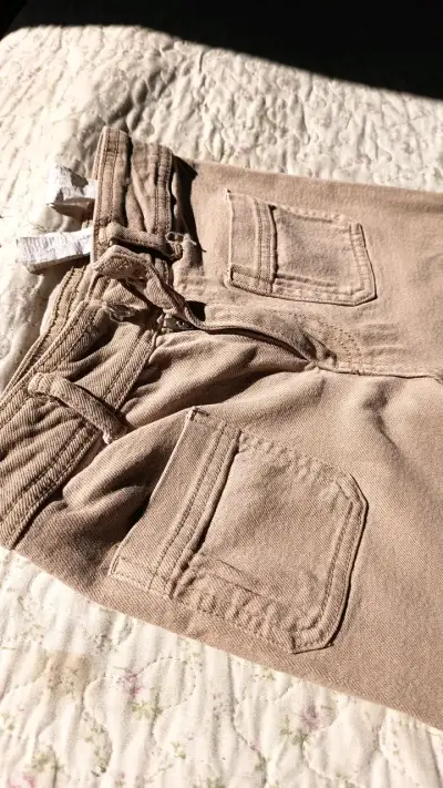 Pantalones beige Zara para niños talla 10 - miniatura 3