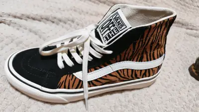 Zapatillas Vans Tiger Print con caña - miniatura 1