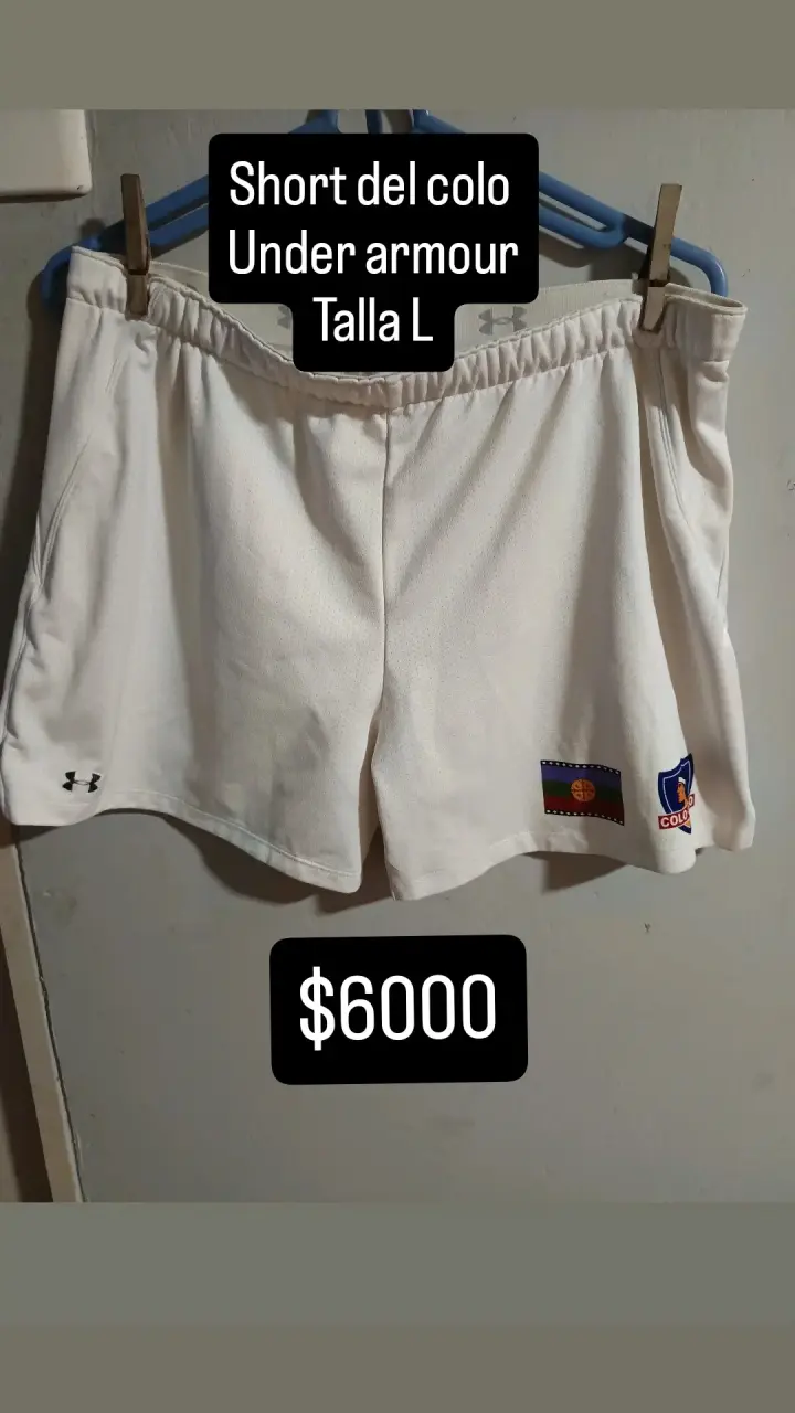 Short blanco Under Armour Colo Colo talla L