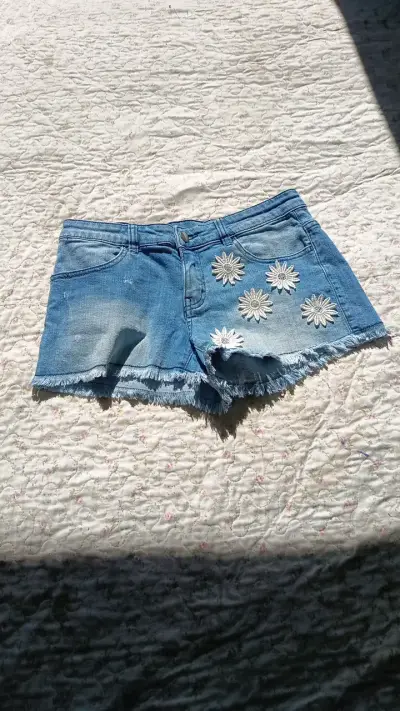 Shorts de mezclilla con bordado floral Tezenis - miniatura 1