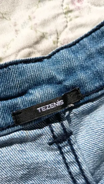 Shorts de mezclilla con bordado floral Tezenis - miniatura 2