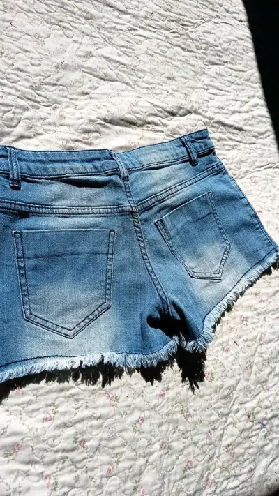 Shorts de mezclilla con bordado floral Tezenis - miniatura 3