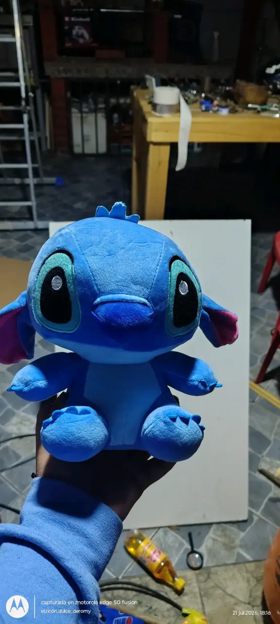 Peluches y juguetes de Pokémon y Stitch - 4