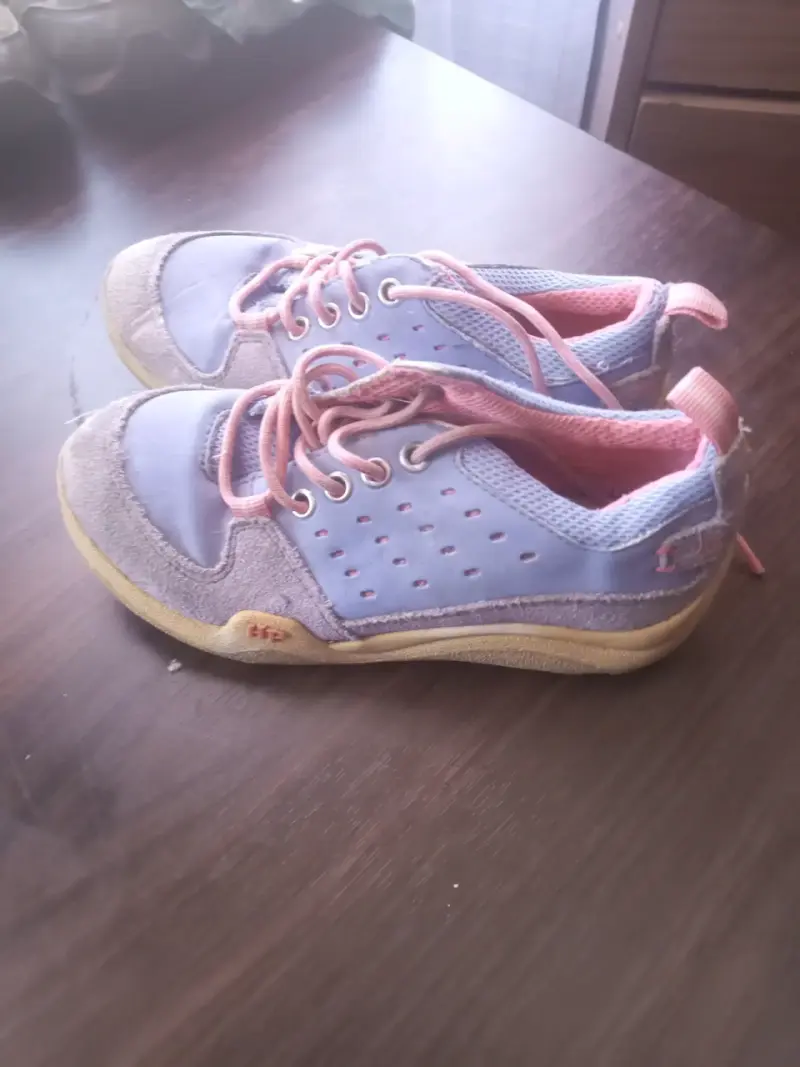 Zapatillas deportivas para niños en varios colores - 2