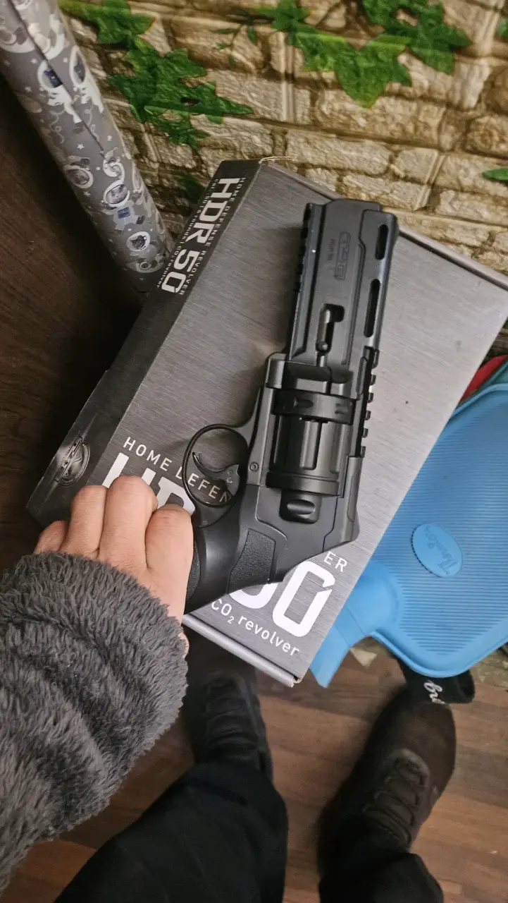 Revolver de CO2 HDR 50 para defensa personal - 1