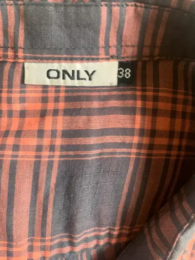 Camisa a cuadros mujer marca Only talla 38 - miniatura 2