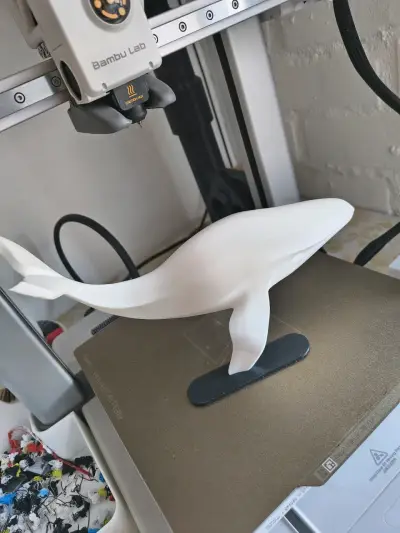 Figura decorativa de ballena en impresión 3D - miniatura 3