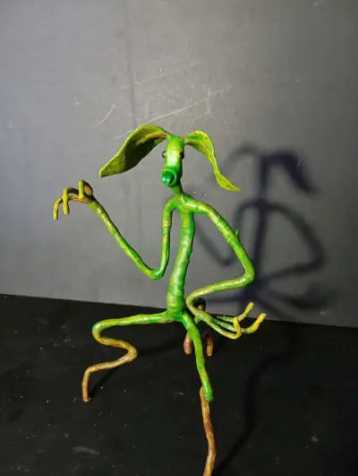 Figura bowtruckle 🌱(Harry Potter) - miniatura 1