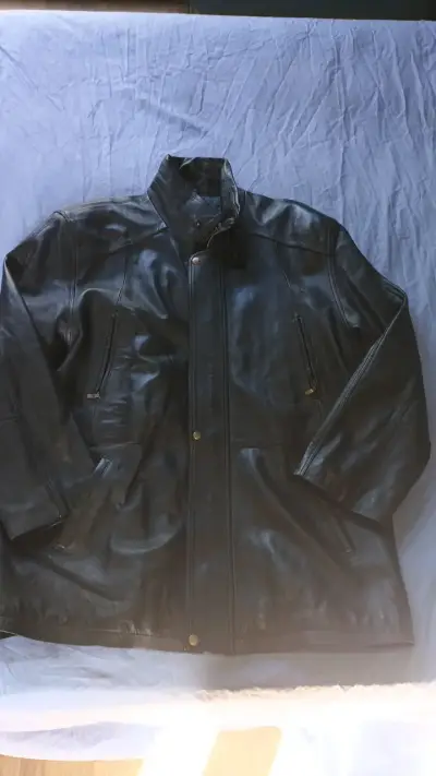 Chaqueta de cuero negra para hombre - miniatura 2
