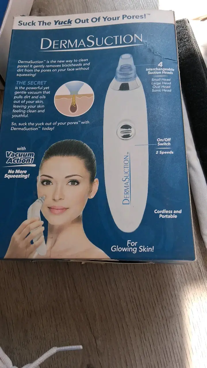 Limpiador de Poros DermaSuction con Cabezas Intercambiables - 1