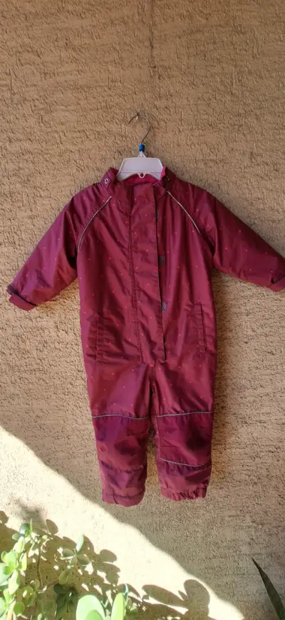 Enterito impermeable para niña color burdeos - miniatura 1