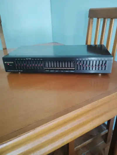 Ecualizador Gráfico Estéreo Sansui SE-4200 - miniatura 1