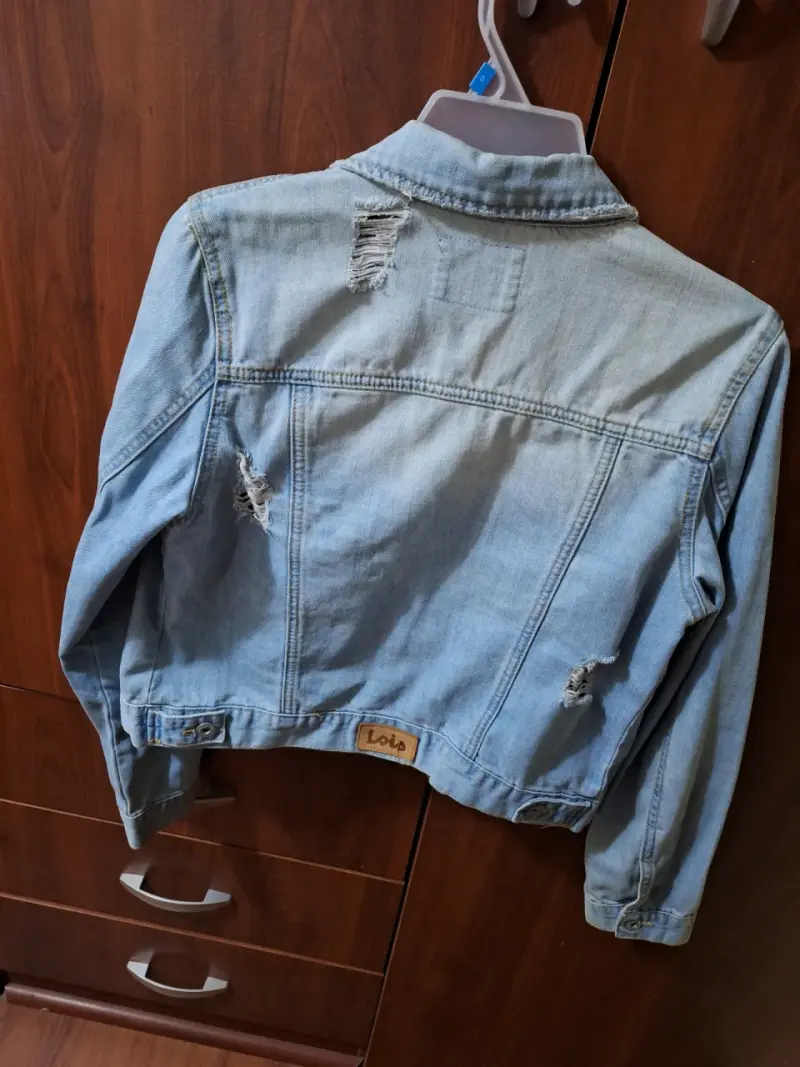 Chaqueta de mezclilla Lois desgastada para mujer - 3