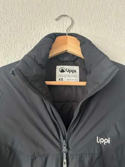 Chaqueta Negra Mujer Lippi Impermeable - miniatura 2