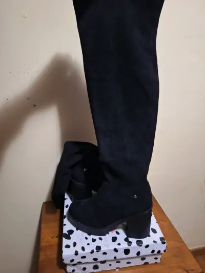 Botas negras de tacón alto, talla 36, como nuevas - miniatura 3