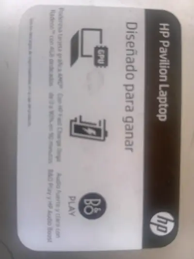 Laptop HP Pavilion con Gráfica AMD se vende apuro - miniatura 2