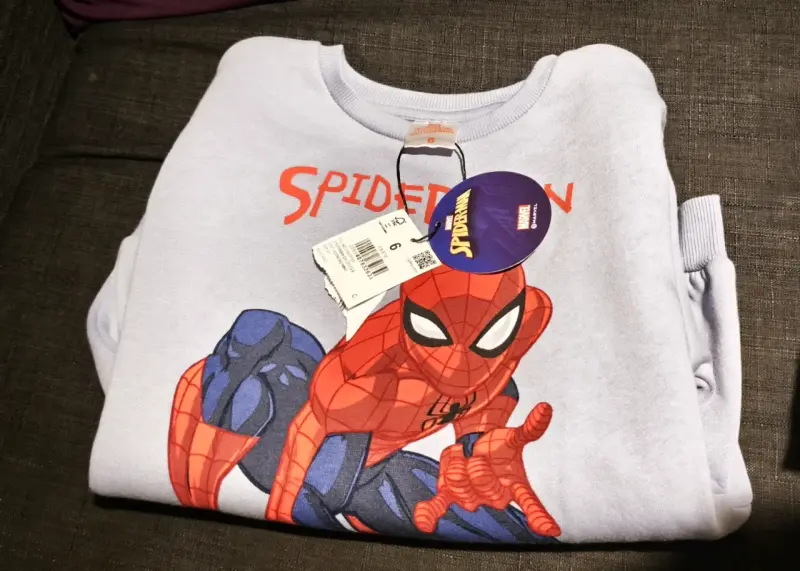 Polerón infantil Spiderman Marvel gris