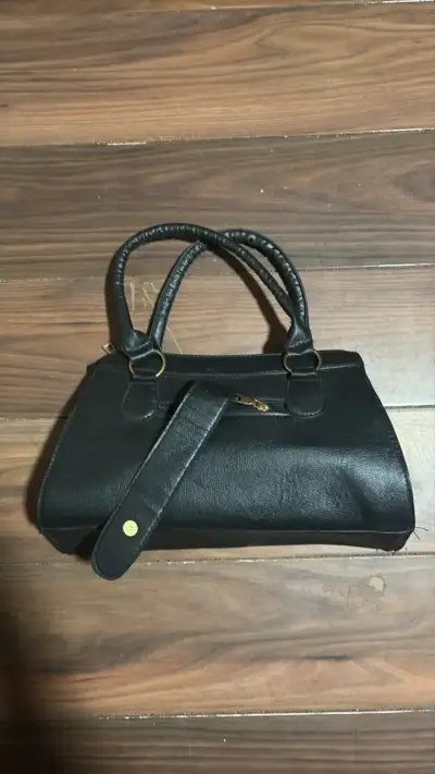 Cartera de cuero negra elegante - miniatura 2