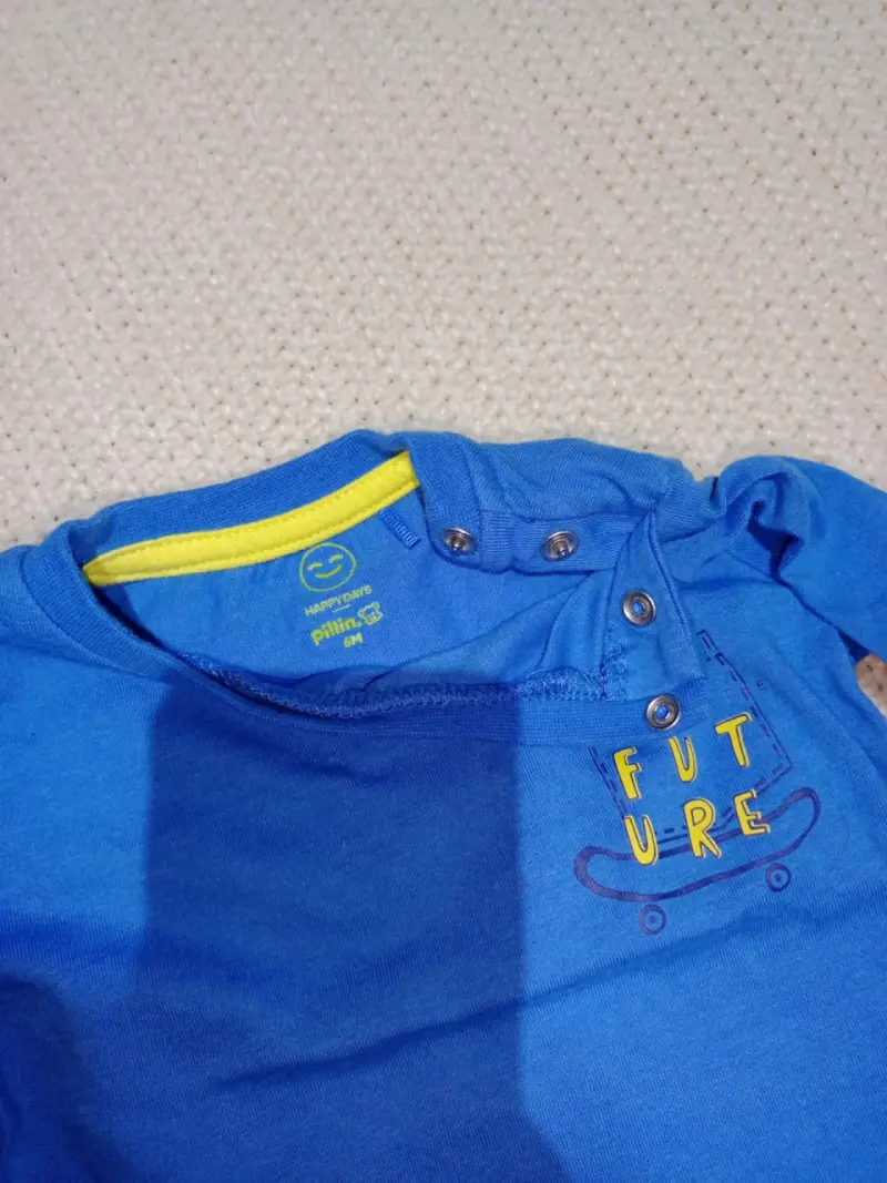 Polera manga larga azul para niño - 2