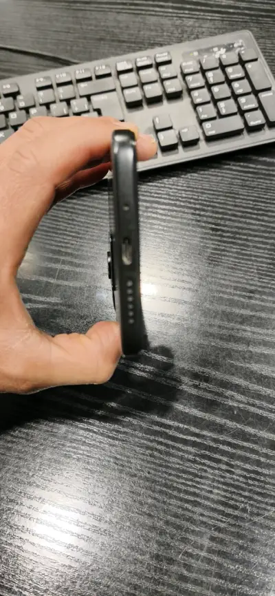 Smartphone Xiaomi Redmi 5G con HyperOS - miniatura 5