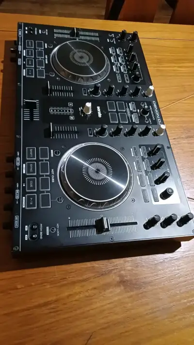Controlador DJ Denon MC4000 con Serato - miniatura 1