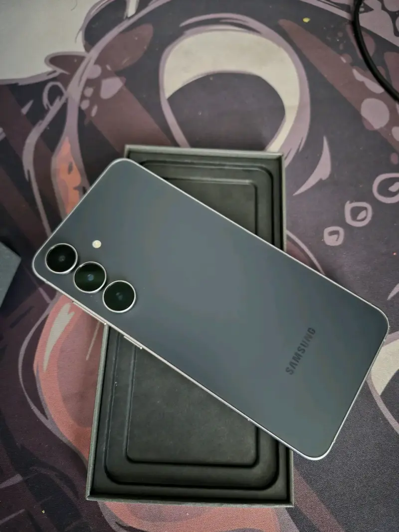 Samsung Galaxy S25 FE 128gb - 3