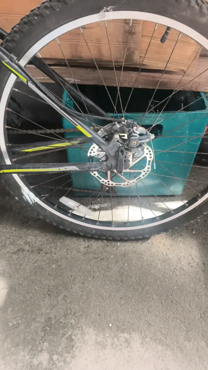 Bicicleta de montaña Ozark Trail con frenos de disco - 2
