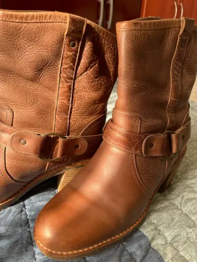 Botines de cuero marrón con hebilla - miniatura 1