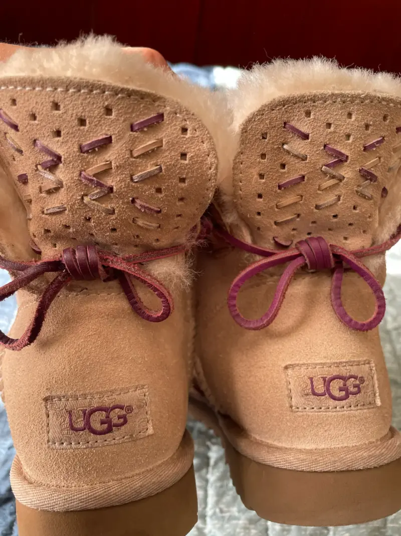 Botas de invierno UGG beige con forro de lana - 2