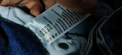 Jeans American Eagle desgastados para hombre - miniatura 6
