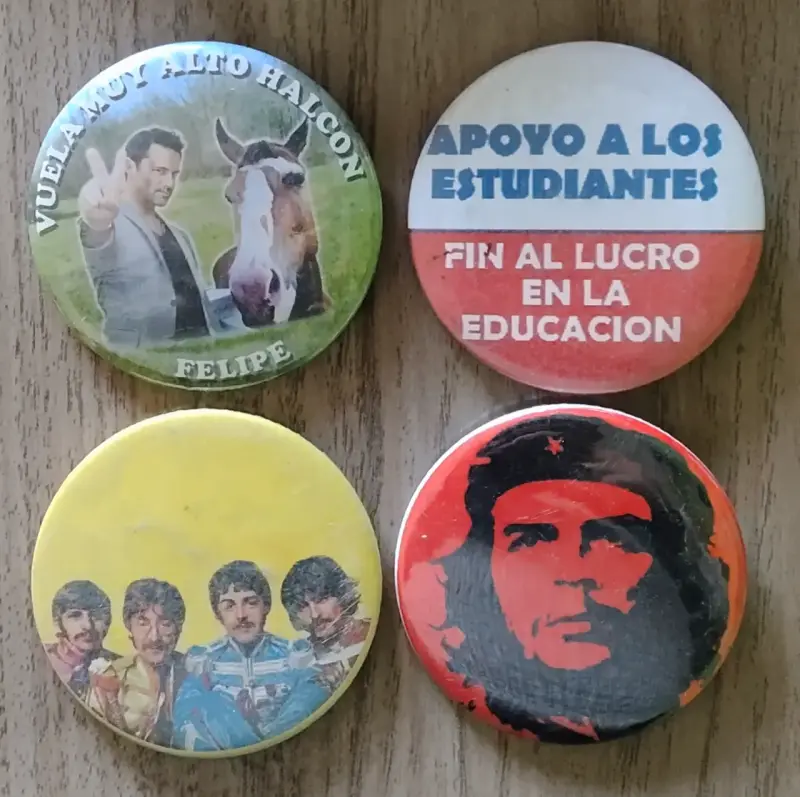Set de Chapitas Vintage con Diseños Variados - 2