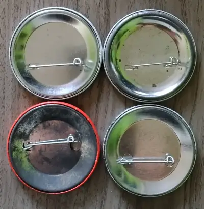 Set de Chapitas Vintage con Diseños Variados - miniatura 5