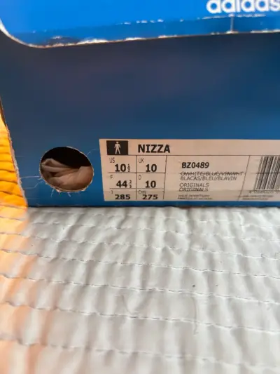 Zapatillas Adidas Nizza. 10 1/2 US. - miniatura 3