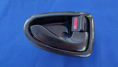 Manilla interior Hyundai accent - miniatura 1