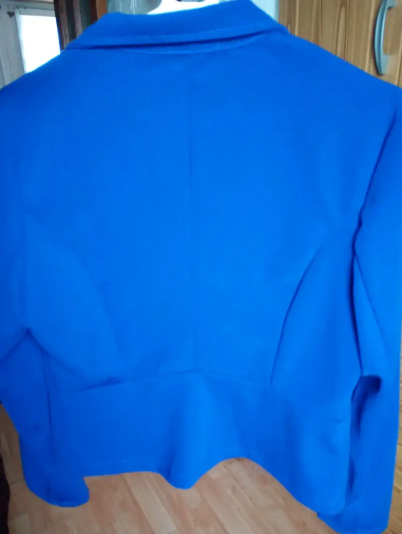 Blazer Azul Eléctrico Feliz 365 Talla M – - 2