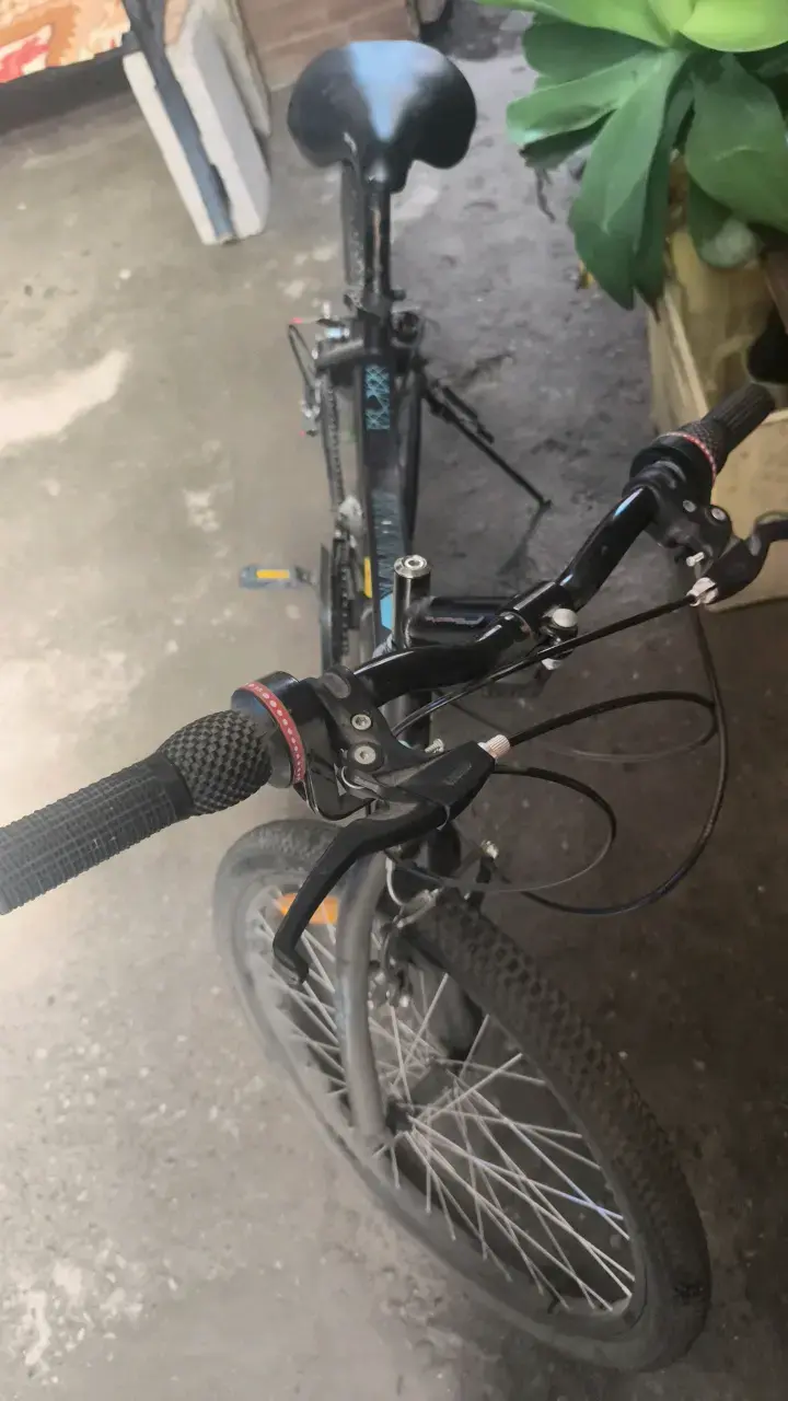 Bicicleta Ozark Trail S-600 negra para montaña - 4