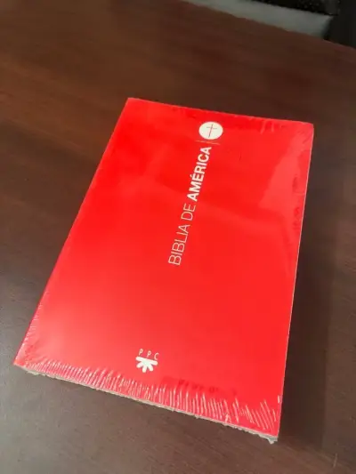 Biblia de América PPC en tapa roja - miniatura 2