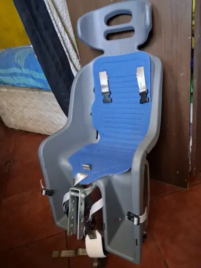 Silla de bicicleta para niños con respaldo alto - miniatura 1