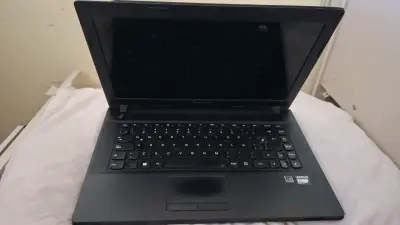 Notebook Lenovo AMD E1 - miniatura 1