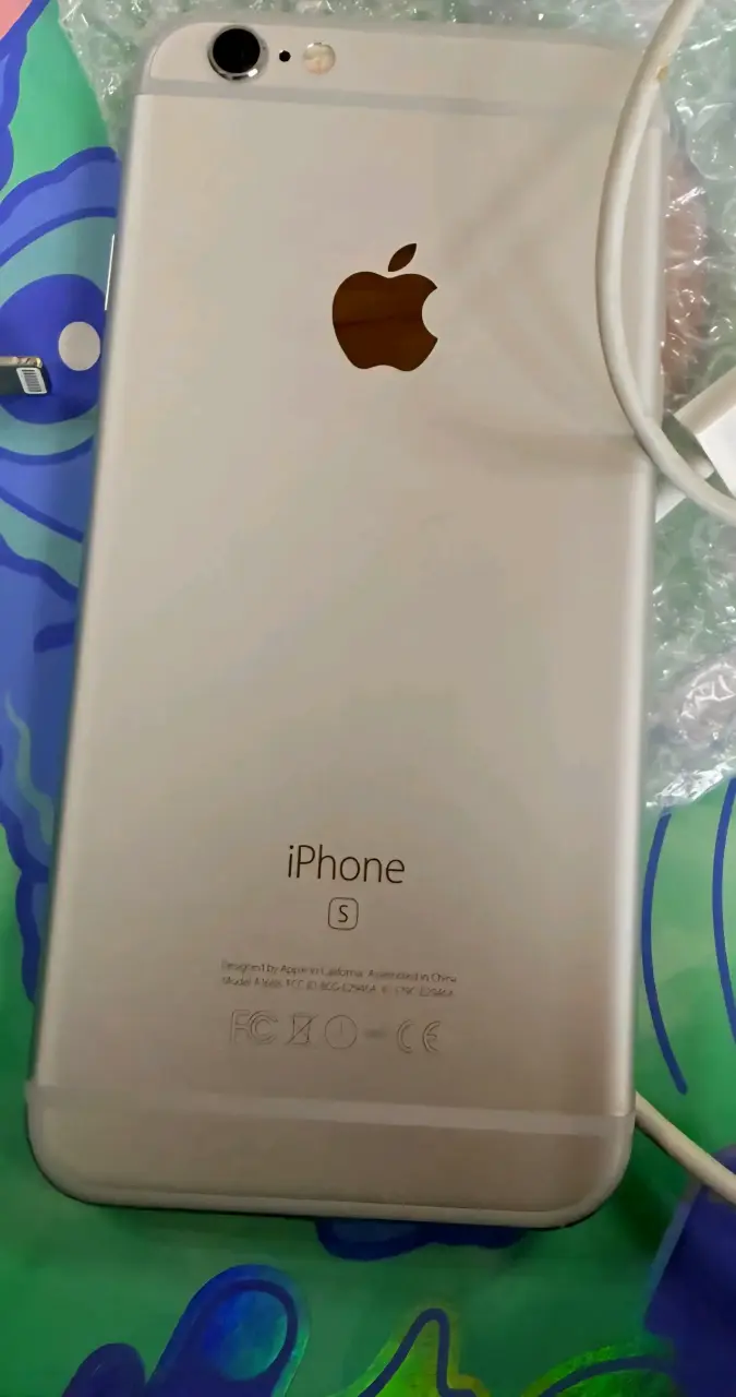 iPhone 6s de 64GB en buen estado - 2