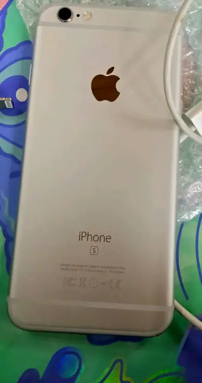 iPhone 6s de 64GB en buen estado - miniatura 2