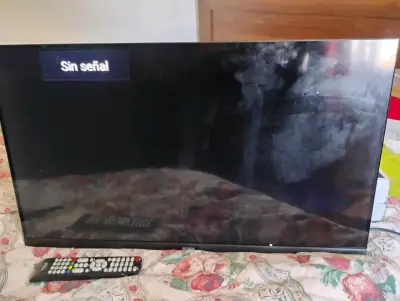 Smart TV Winia 32 pulgadas B900 con control remoto - miniatura 5