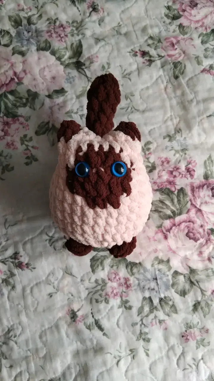 Amigurumi de gato siamés - 1