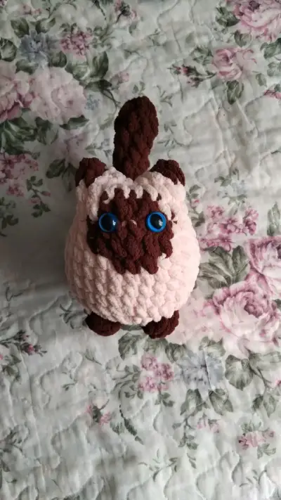 Amigurumi de gato siamés - miniatura 1