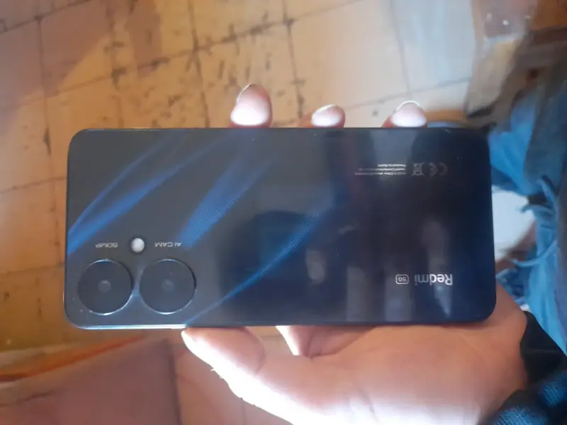 Smartphone Redmi 5G con doble cámara - 2